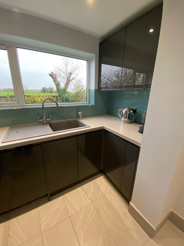 A beautiful new fitted kitchen from Dymchurch Improvements.